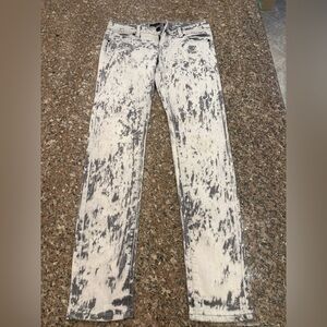 Chic Black and White Women's Straight Leg Jeans